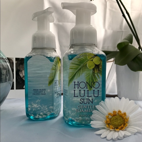 Bath & Body Works Honolulu Sun foaming hand soap - Picture 3 of 3